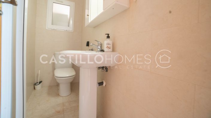 Image No.25-4 Bed Apartment for sale