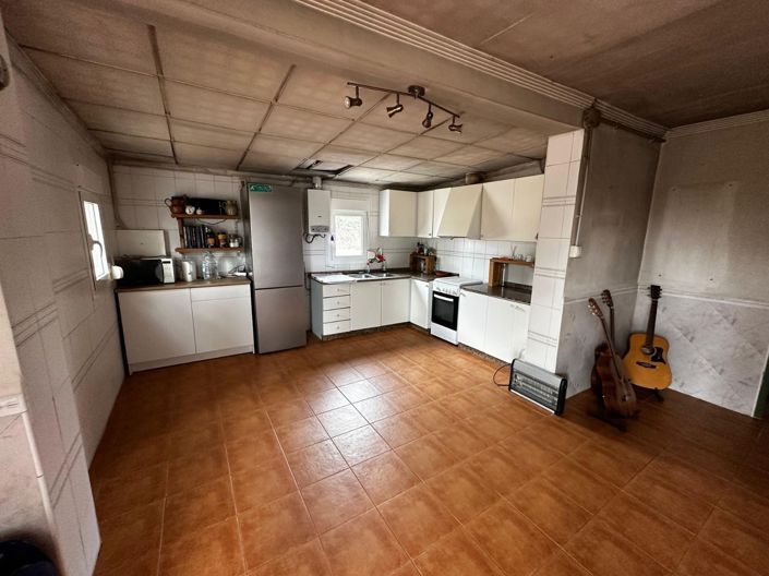 Image No.7-Villa de 4 chambres à vendre à Yecla