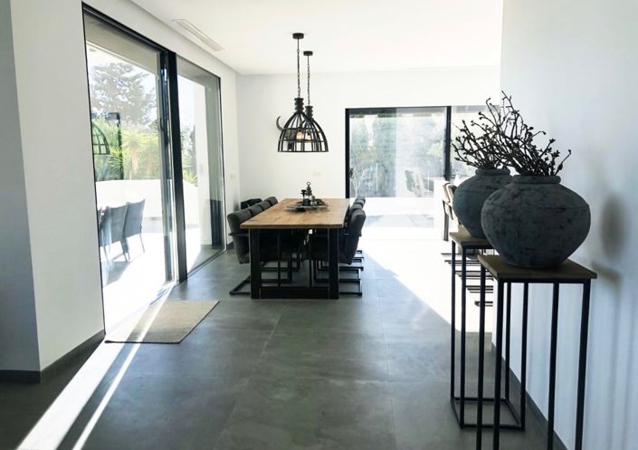 Image No.3-5 Bed Villa for sale