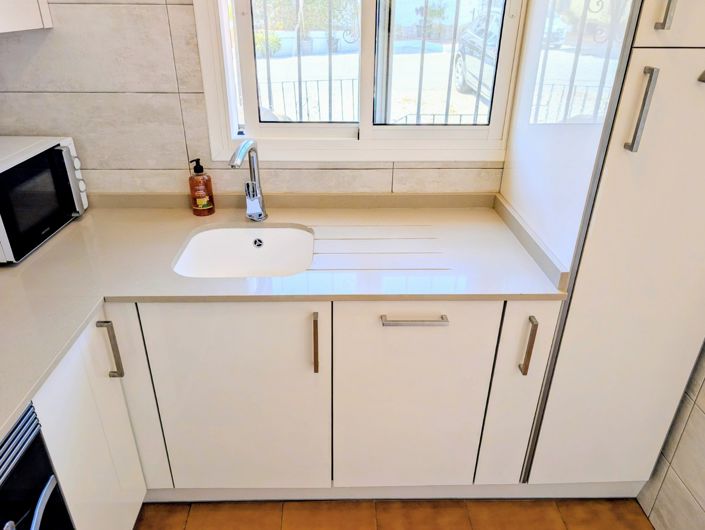 Image No.10-2 Bed Townhouse for sale