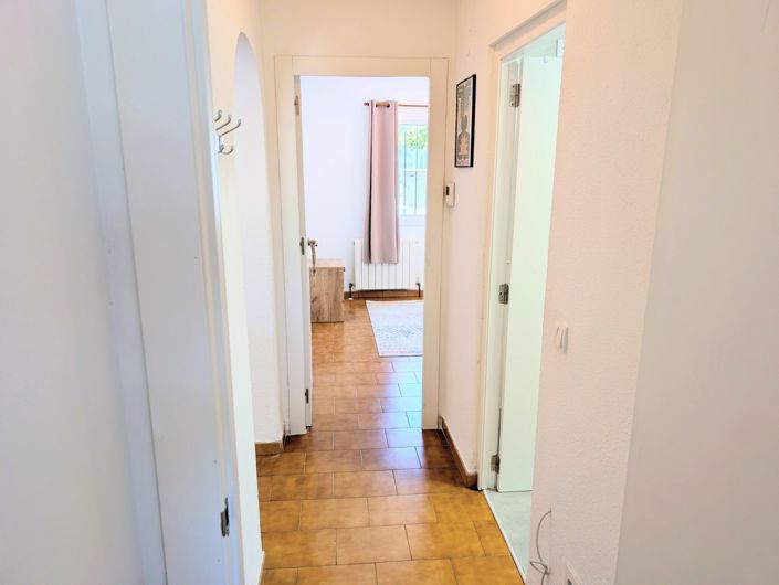 Image No.13-2 Bed Townhouse for sale