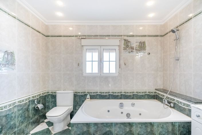 Image No.26-Villa de 6 chambres à vendre à Torrevieja