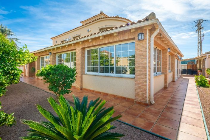 Image No.49-Villa de 6 chambres à vendre à Torrevieja