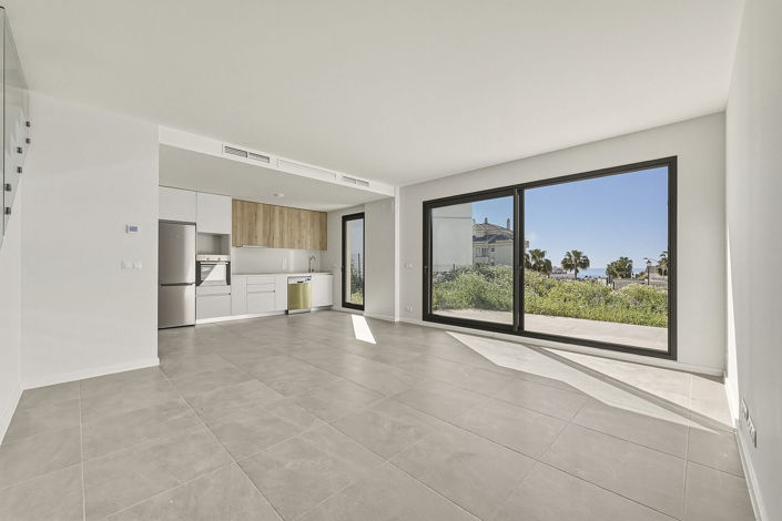 Image No.18-3 Bed Townhouse for sale