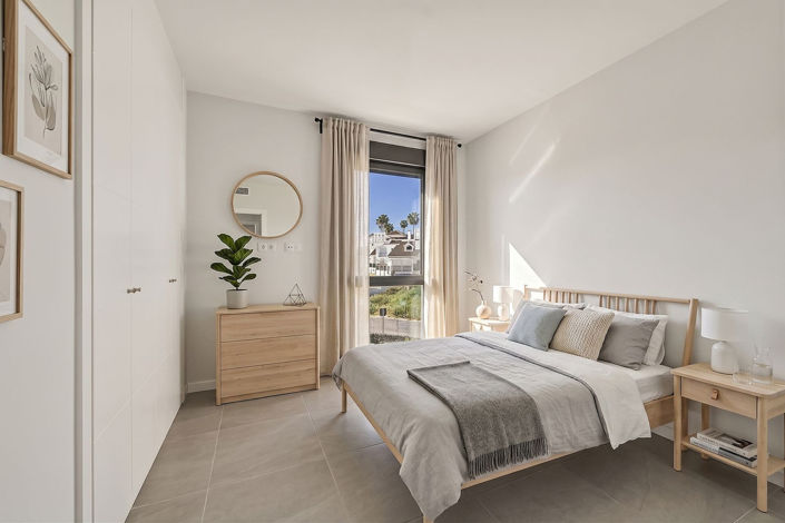 Image No.8-3 Bed Townhouse for sale