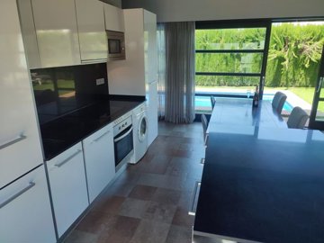 31059-villa-for-sale-in-peraleja-golf-resort-