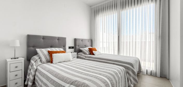 Image No.15-2 Bed Apartment for sale