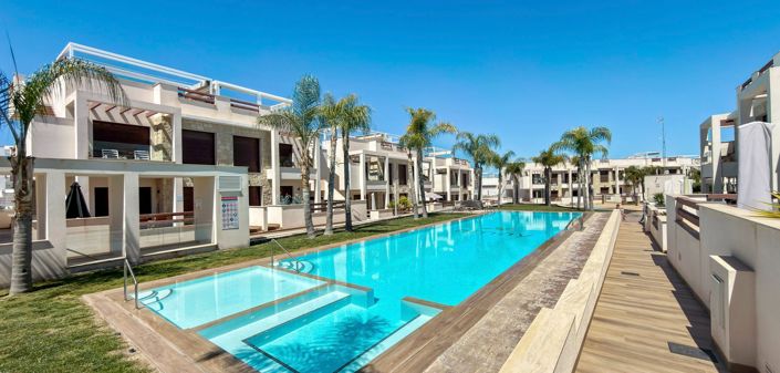 Image No.20-2 Bed Apartment for sale