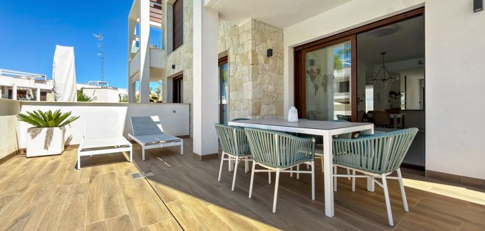 Image No.28-2 Bed Apartment for sale