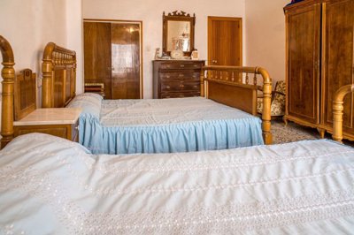 w438cc1b5-92f7-4c15-b631-7cefe2beebf5