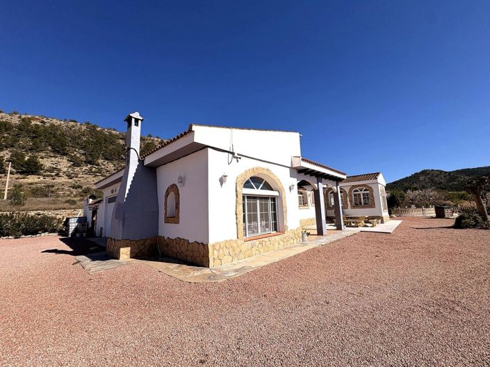 Image No.12-4 Bed Villa for sale