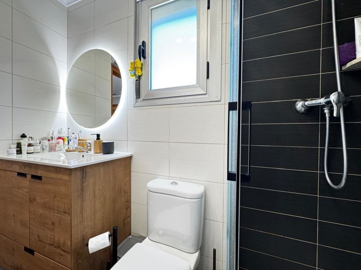 Image No.24-3 Bed Apartment for sale