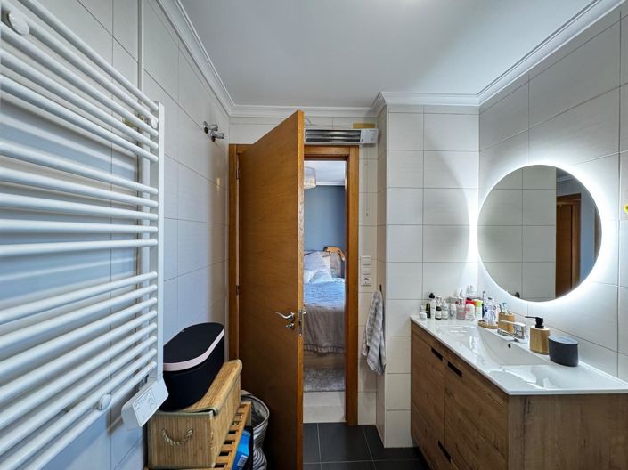 Image No.25-3 Bed Apartment for sale