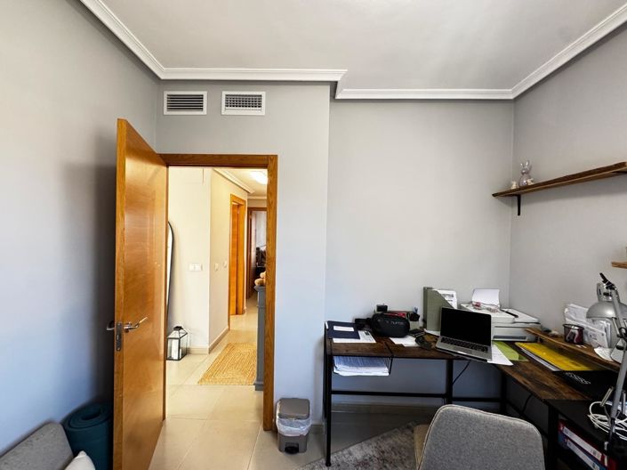 Image No.44-3 Bed Apartment for sale