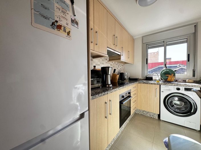 Image No.9-3 Bed Apartment for sale