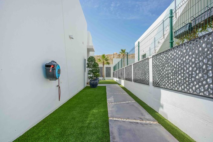 Image No.18-2 Bed Villa for sale