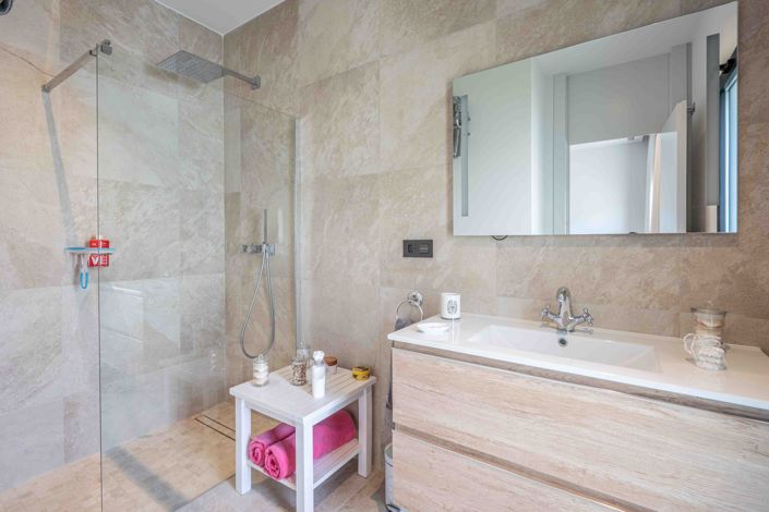 Image No.7-2 Bed Villa for sale