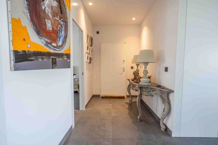 Image No.8-2 Bed Villa for sale