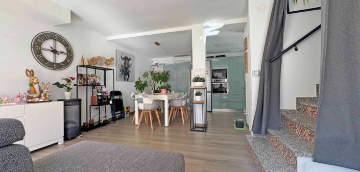 Image No.21-2 Bed Townhouse for sale