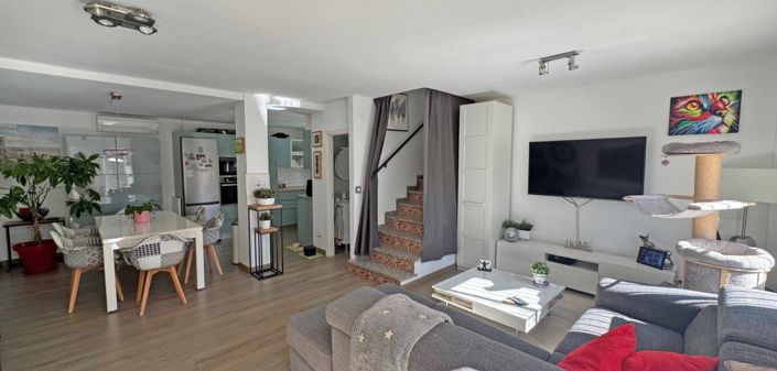 Image No.3-2 Bed Townhouse for sale