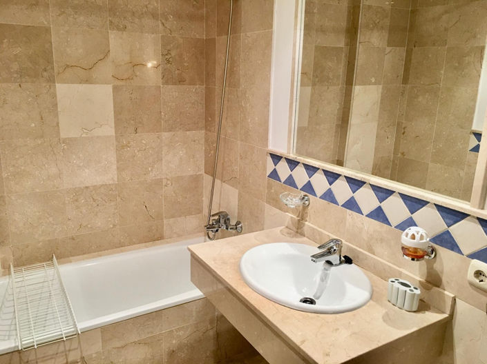 Image No.14-2 Bed Apartment for sale