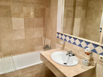 14-d70dc3102c00d7be0e872dfe1c1f86d7