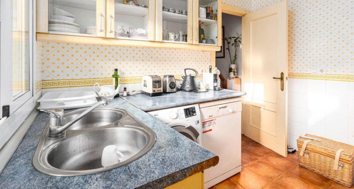 Image No.6-3 Bed Townhouse for sale