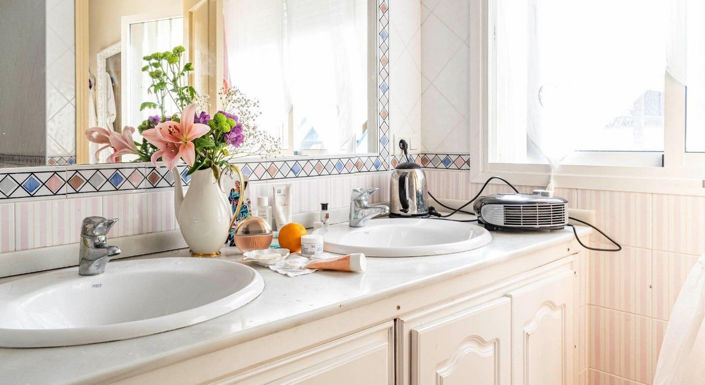 Image No.8-3 Bed Townhouse for sale