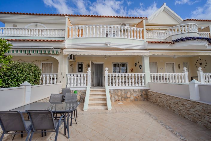 Image No.4-3 Bed Townhouse for sale