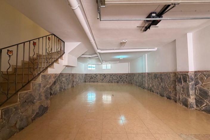 Image No.22-3 Bed Townhouse for sale
