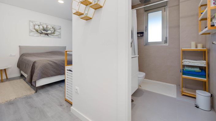 Image No.15-3 Bed Apartment for sale