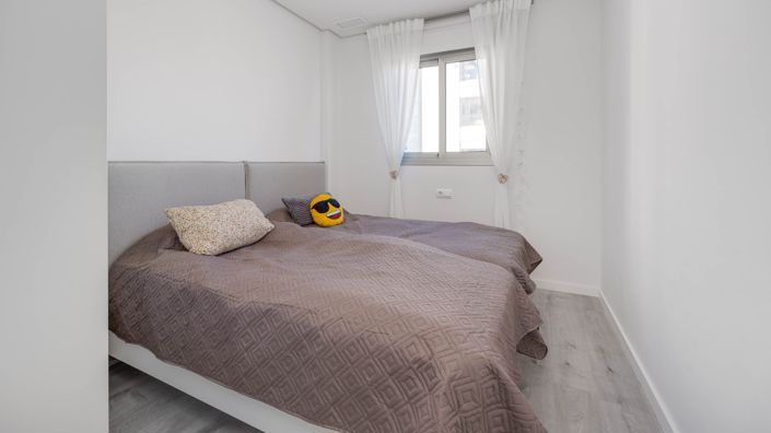 Image No.26-3 Bed Apartment for sale