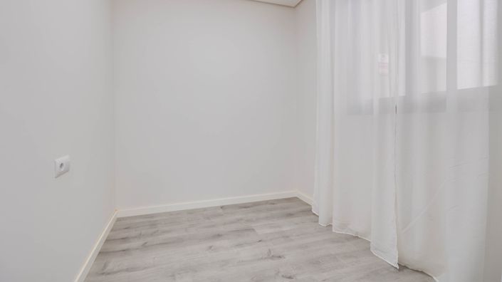 Image No.32-3 Bed Apartment for sale