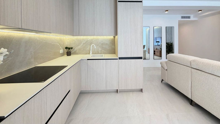 Image No.18-4 Bed Apartment for sale