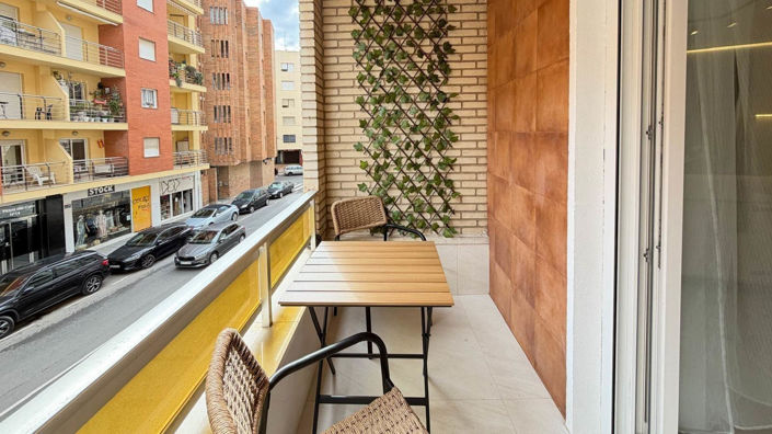 Image No.20-4 Bed Apartment for sale