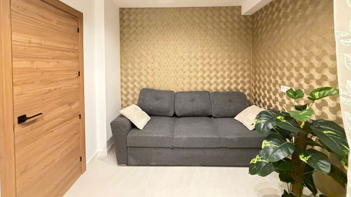Image No.24-4 Bed Apartment for sale