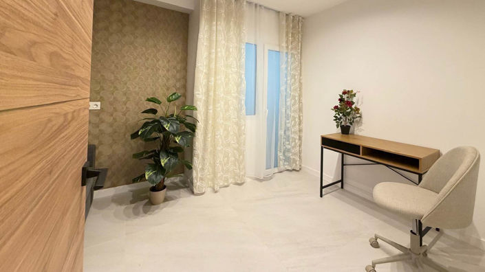 Image No.27-4 Bed Apartment for sale