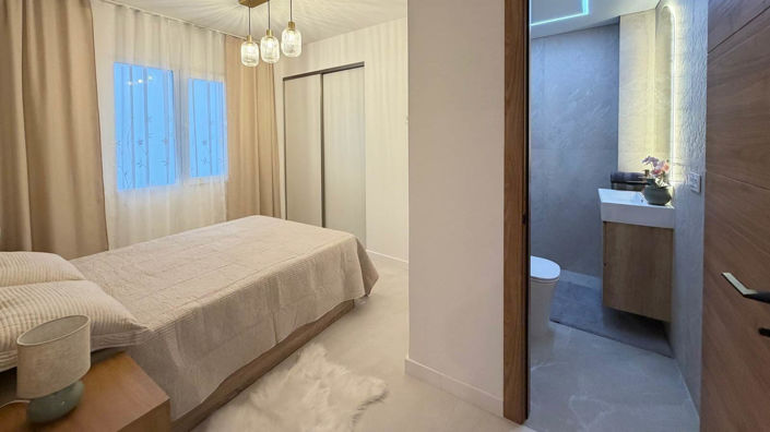 Image No.50-4 Bed Apartment for sale