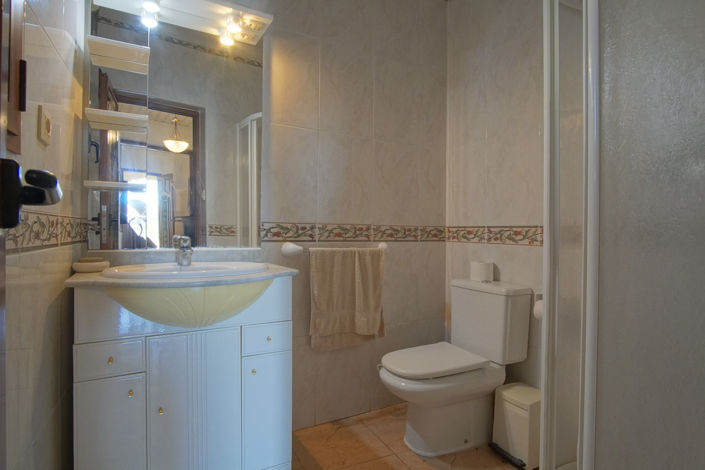 Image No.38-7 Bed Villa for sale