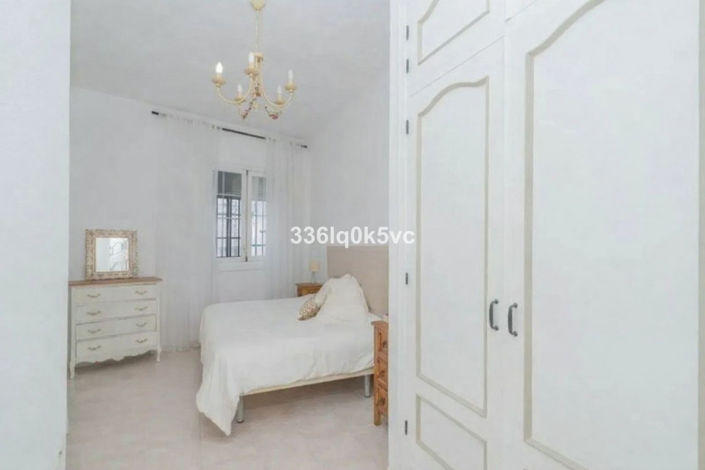 Image No.2-Appartement de 1 chambre à vendre à Estepona