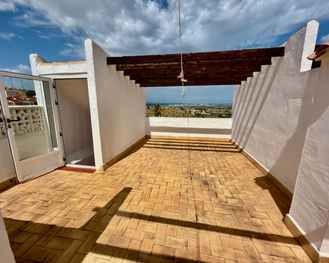 Image No.20-2 Bed Villa for sale