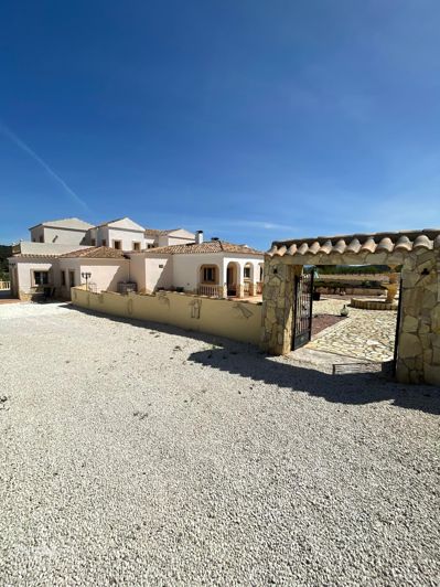 Image No.6-Villa de 6 chambres à vendre à Encebras