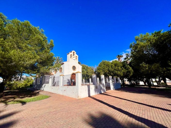 Image No.40-Maison de ville de 6 chambres à vendre à Torrevieja