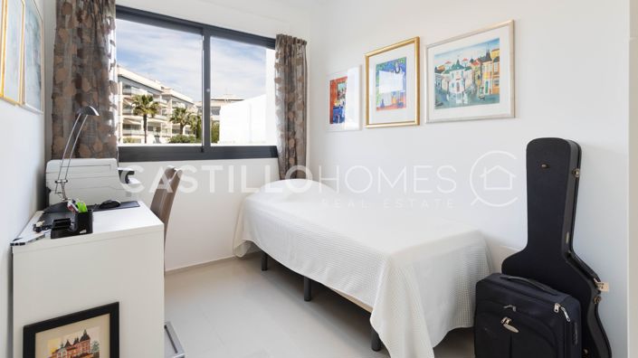 Image No.19-2 Bed Apartment for sale