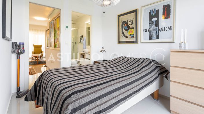 Image No.22-2 Bed Apartment for sale