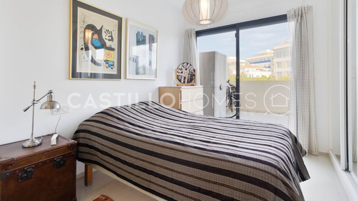 Image No.25-2 Bed Apartment for sale