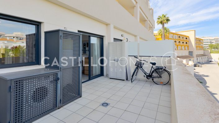 Image No.28-2 Bed Apartment for sale