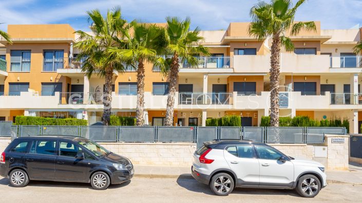 Image No.29-2 Bed Apartment for sale