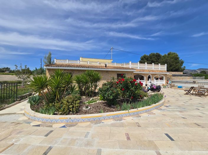 Image No.16-Villa de 6 chambres à vendre à Sax