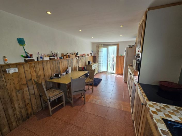 Image No.48-Villa de 6 chambres à vendre à Sax